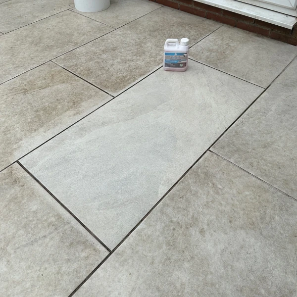 Heavy duty tile cleaner